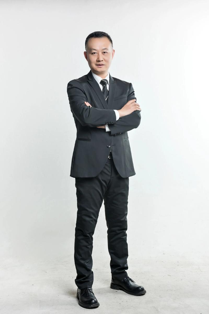 张涓菁 联合创始人 & 首席运营官